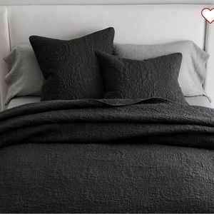 Belgian flax linen floral stitch quilt